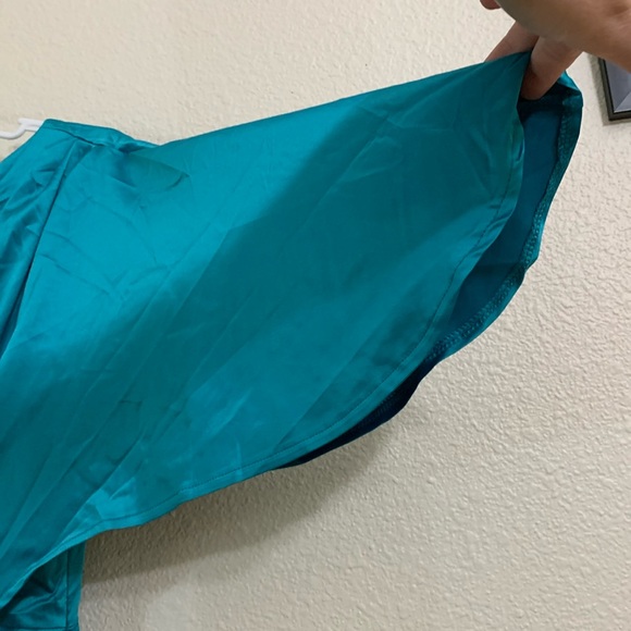 One Shoulder Ruched Asymmetrical Satin Bodycon wedding guest cocktail Dress - Picture 4 of 7